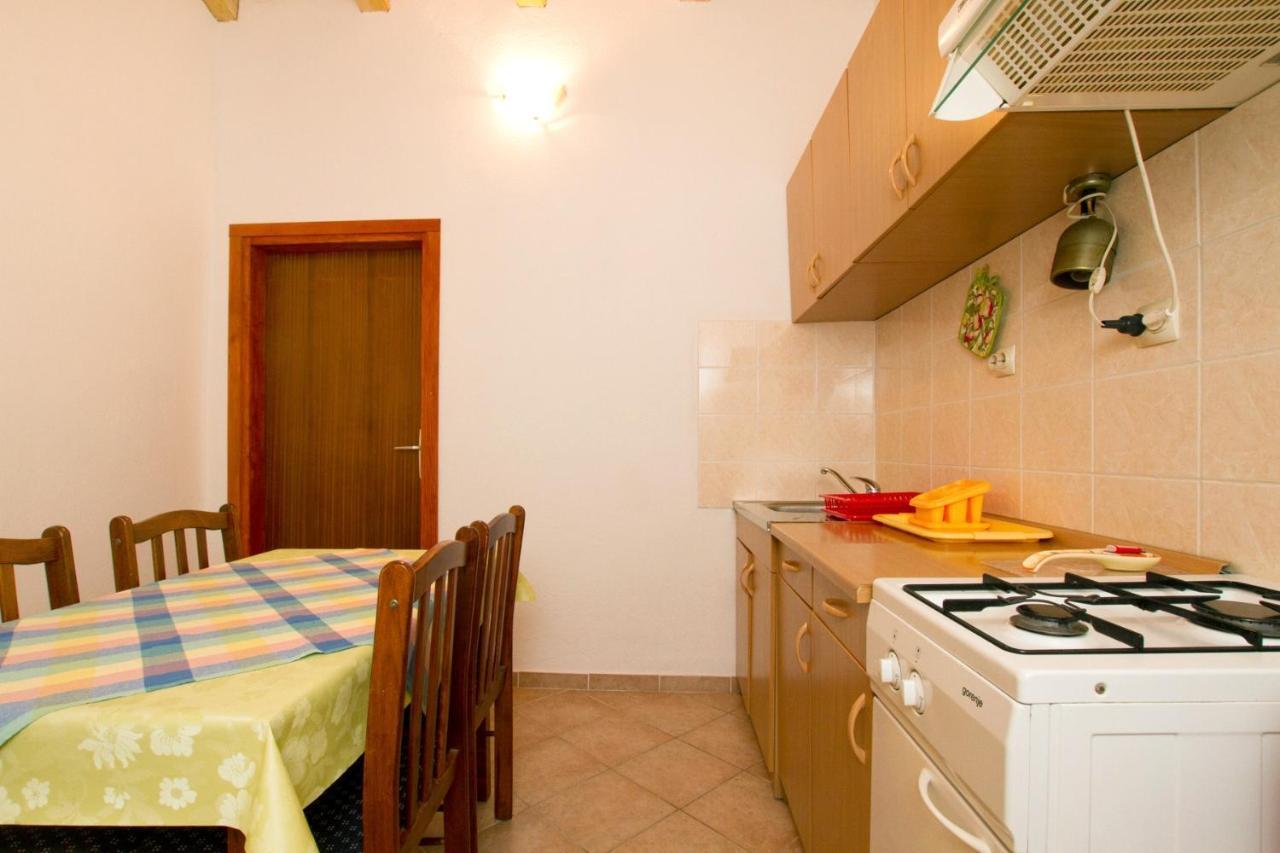 Apartment Milna 2461C Rukavac  Buitenkant foto