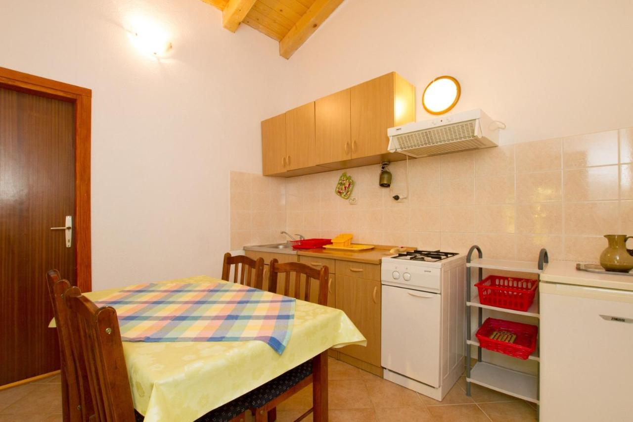 Apartment Milna 2461C Rukavac  Buitenkant foto